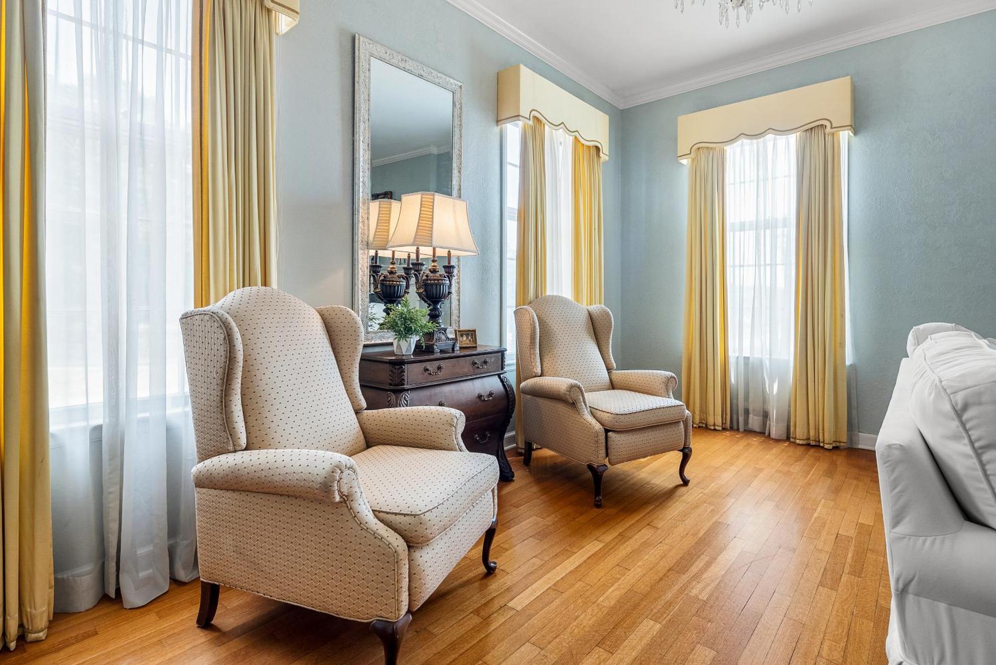 Beland Mansion-Royal Crown Suite! Fort Smith Εξωτερικό φωτογραφία
