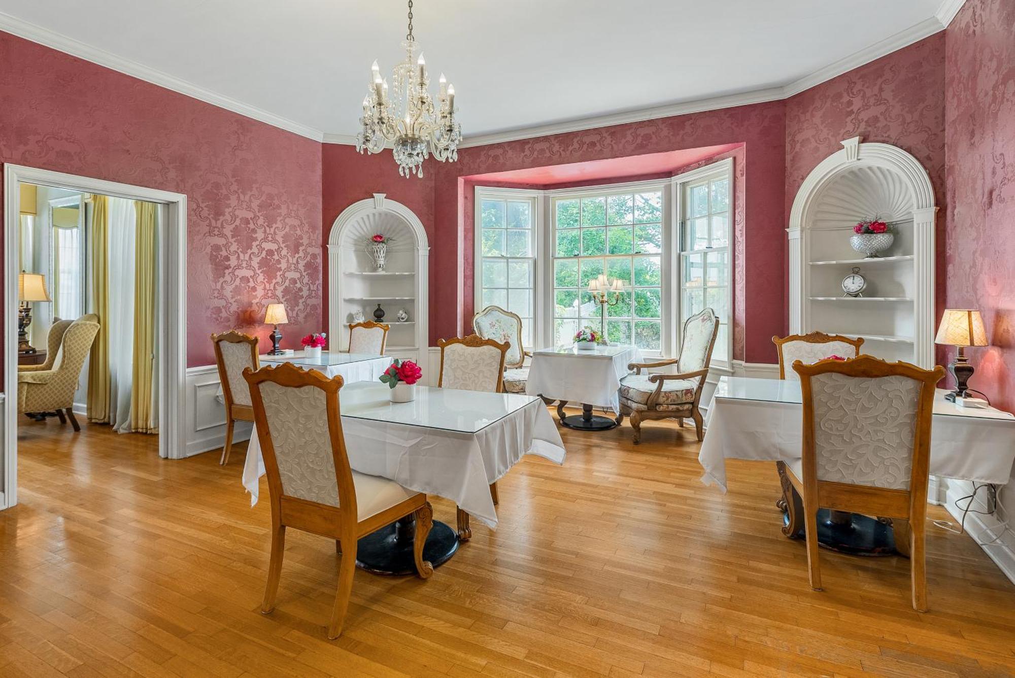 Beland Mansion-Royal Crown Suite! Fort Smith Εξωτερικό φωτογραφία